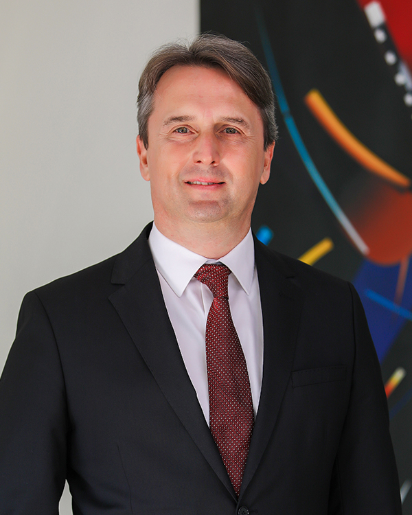 Enis Amasyalı