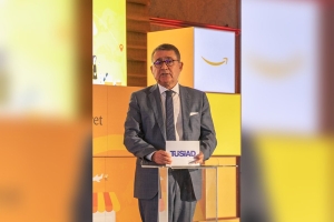 TÜSİAD Yönetim Kurulu Başkanı Orhan Turan, Amazon Türkiye ve PwC Türkiye iş birliğinde hazırlanan "Türkiye'deki KOBİ'lerin E-Ticaret Görünümü" rapor tanıtım toplantısında bir konuşma gerçekleştirdi
