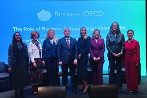 TÜSİAD Genişletilmiş Yönetim Kurulu Üyesi ve Eğitim Çalışma Grubu Başkanı Feyza Narlı OECD Beceriler Zirvesi'nde konuşmacı oldu