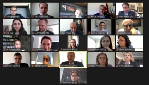 TÜSİAD Yönetim Kurulu siyasi partilerle temaslar kapsamında İYİ Parti Genel Başkanı Meral Akşener ile bir araya geldi