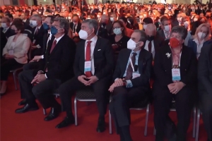 TÜSİAD başkanı Kaslowski Güçlendirilmiş Parlamenter Sistem Mutabakatı toplantısına katıldı