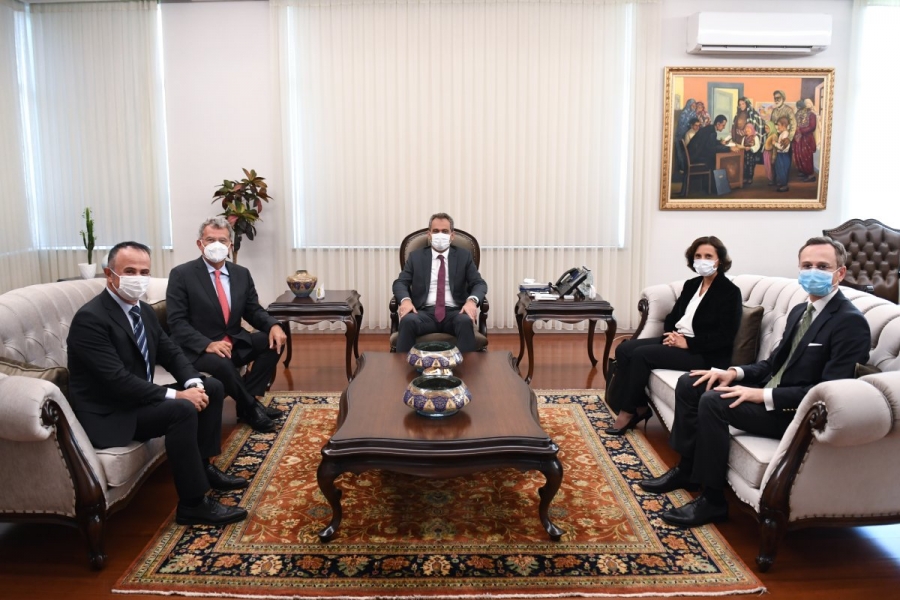 Simone Kaslowski başkanlığındaki heyet, Milli Eğitim Bakanı Mahmut Özer’i ziyaret etti 