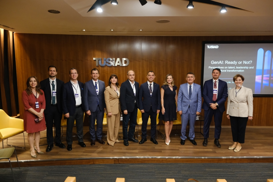 TÜSİAD “Üretken Yapay Zekaya Hazır Olmak: Yetenek, Liderlik ve Kültürel Dönüşüme Dair Perspektifler” raporunu tanıttı